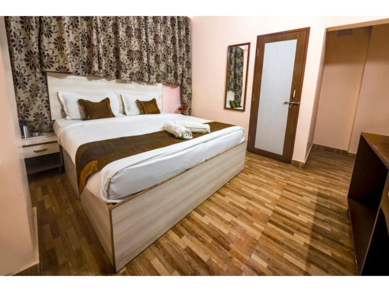 Hotel Bleue Mont Varanasi Eksteriør billede