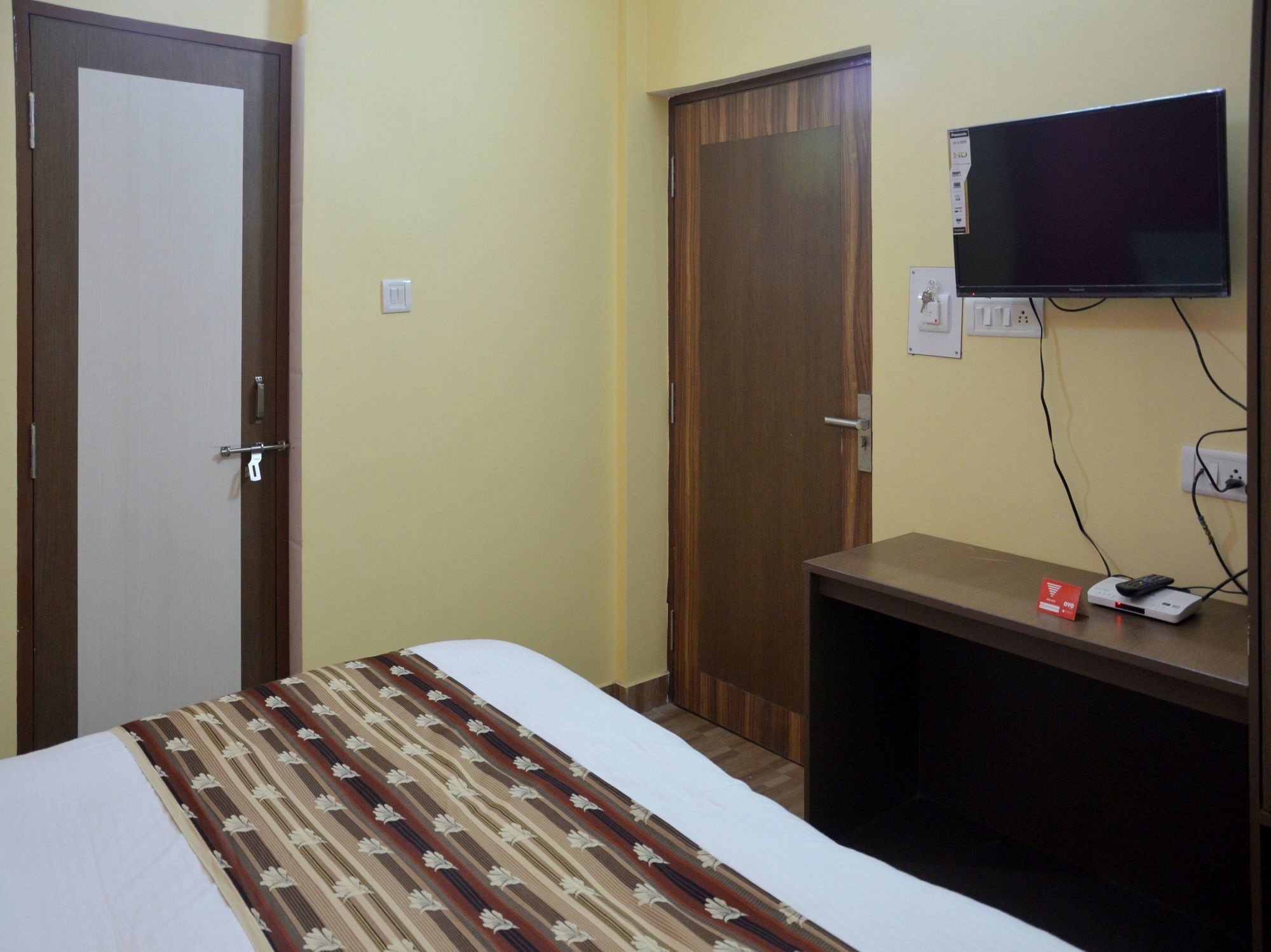 Hotel Bleue Mont Varanasi Eksteriør billede